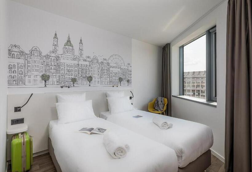 Четырехместный Номер Deluxe, B&b Hotel Budapest City