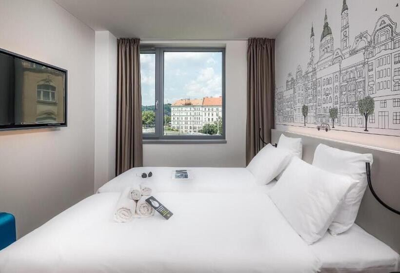 Номер Deluxe, B&b Hotel Budapest City