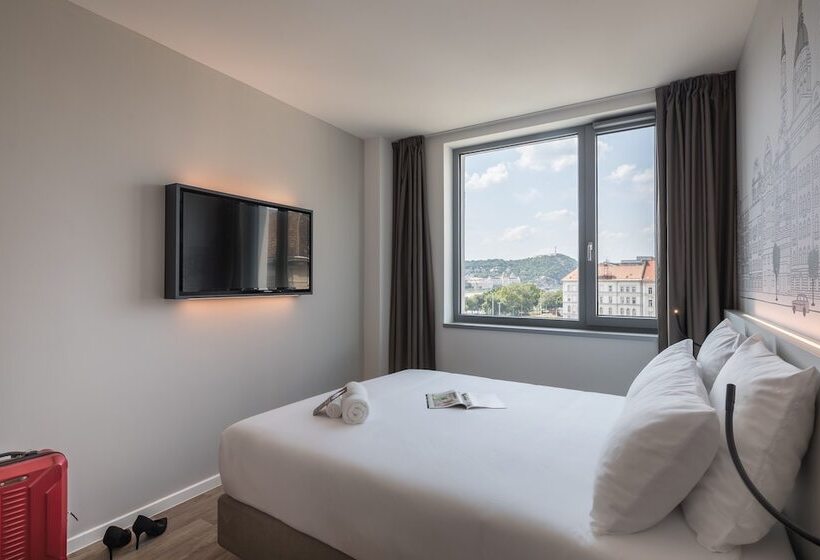 Номер Deluxe, B&b Hotel Budapest City