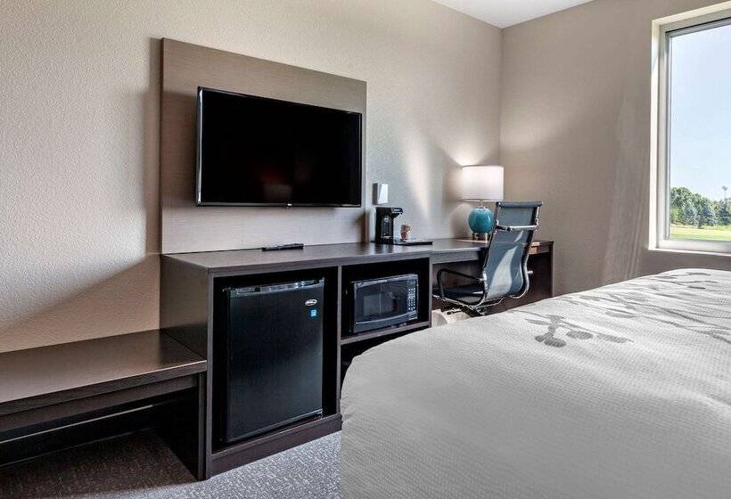适合残疾人士使用的套间, Sleep Inn & Suites Lancasterplatteville