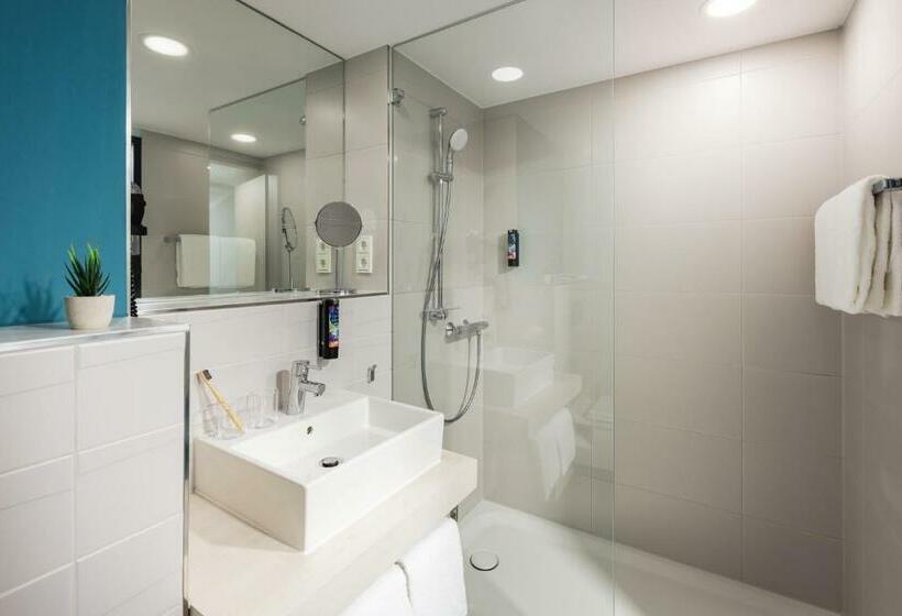 חדר סטנדרט, Holiday Inn   The Niu, Seven Dusseldorf Ost, An Ihg