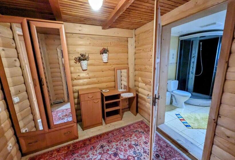 Семейный Номер, у ірини