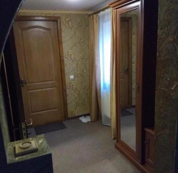 Семейный Номер, Khorol 1 Motel