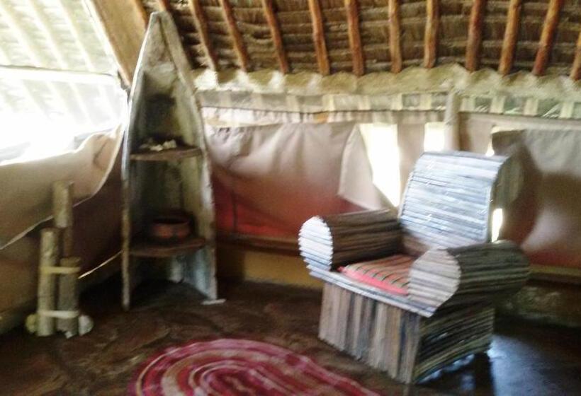 چادر با خدمات رفاهی لوکس, Bahari Pori Resort