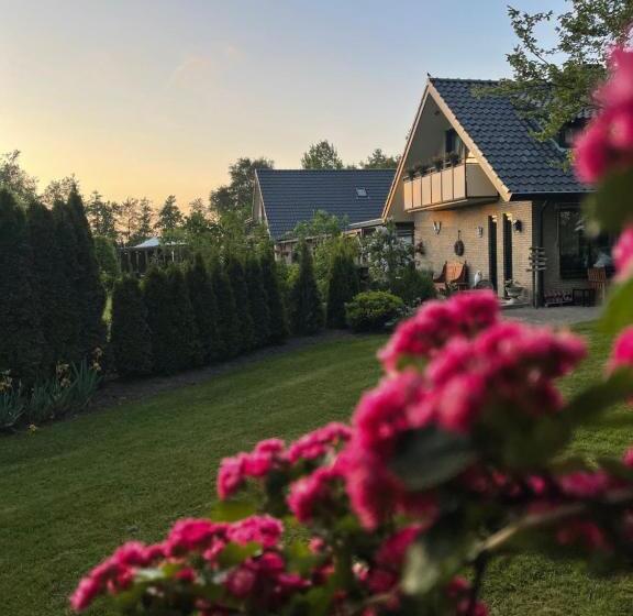 Номер Стандарт, B&b 't Landschap