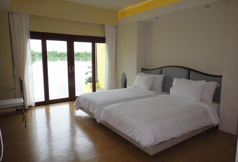 디럭스 룸, Baan Talay See Cream Resort