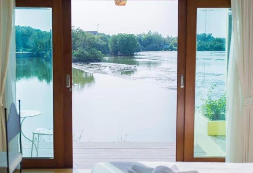 디럭스 룸, Baan Talay See Cream Resort