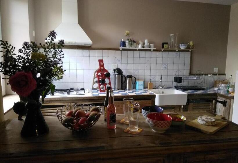 Семейный Номер, Le Clos Du Barry