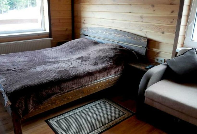 Family Suite, Hirska Kazka