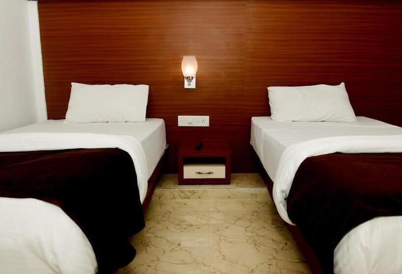 Трехместный Номер Superior, Monarch Center Point Near Dahanu Beach, Bordi