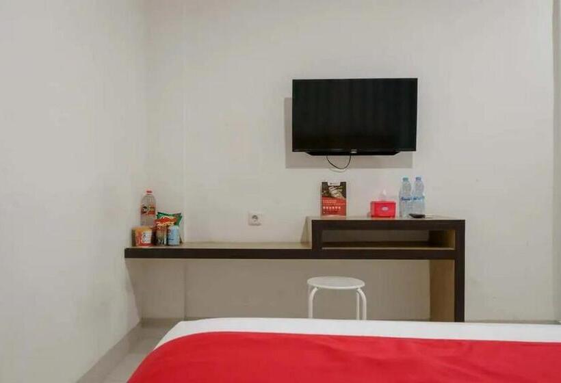 Номер Стандарт, Reddoorz Plus @ Cemara Asri Medan