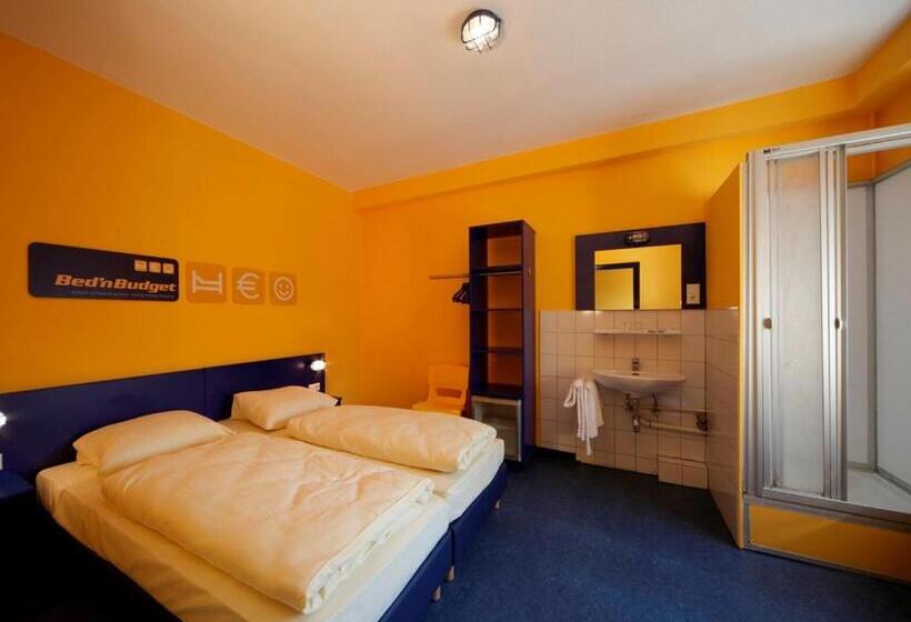 Номер Стандарт, Bed Nbudget Expo Hostel Rooms