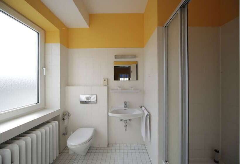 اتاق استاندارد, Bed Nbudget Expo Hostel Rooms