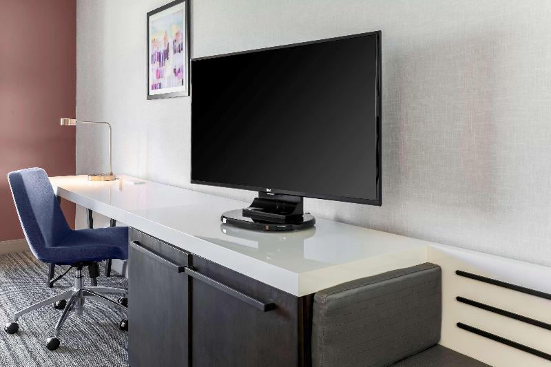 Стандартный Номер Кровать Кинг, Hilton Garden Inn Reno
