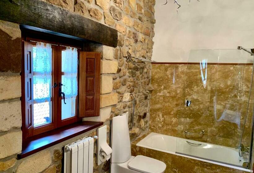 Люкс с Террасой, Akla Hotel Suites Valles Pasiegos