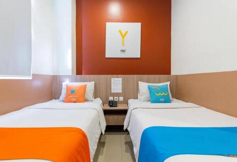 Номер Superior, Sans Hotel Rajawali Surabaya By Reddoorz