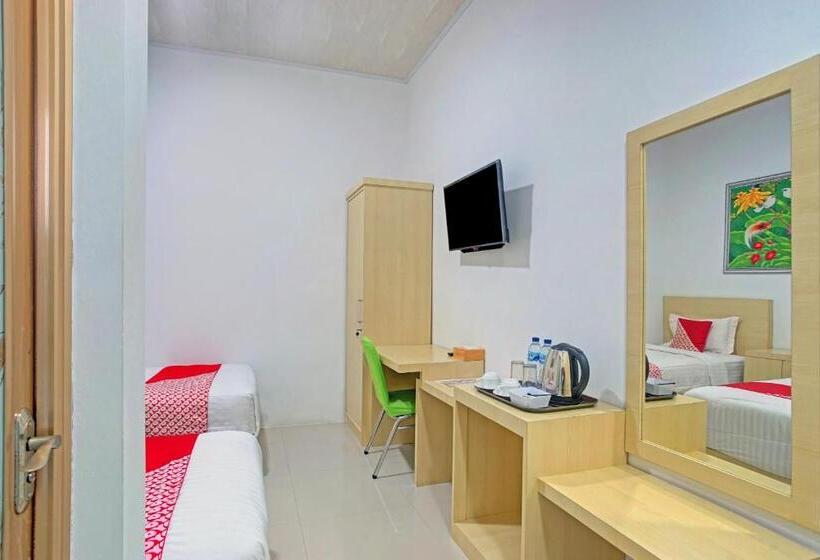 豪华房间, Oyo 90404 Pringombo Homestay 2 Syariah