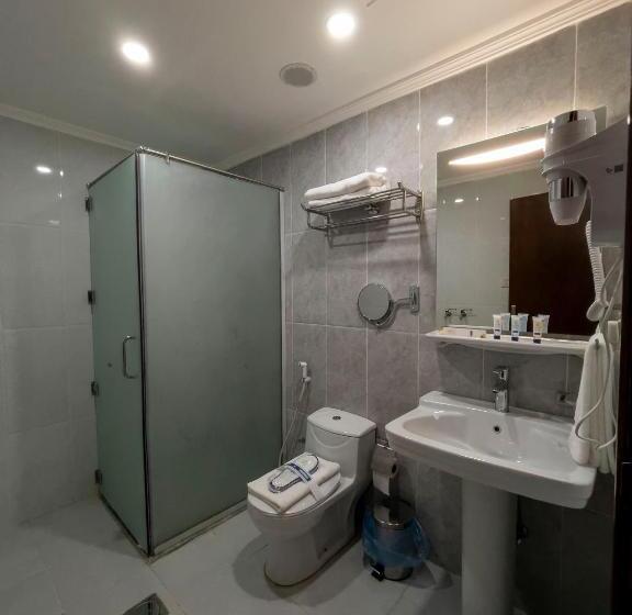 Полулюкс, The Palaces Hotel Suites   Wadeen