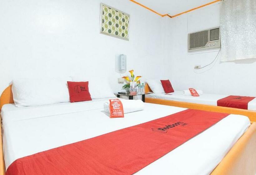 Номер Стандарт Трехместный, Reddoorz At S & L Apartelle Daraga Albay