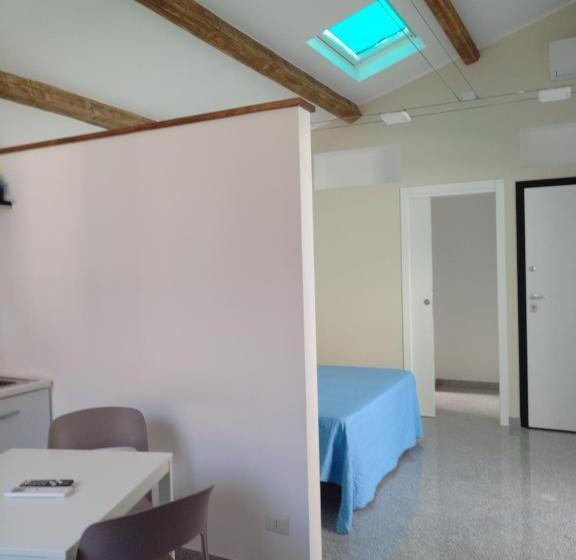 Escritório Deluxe, La Reggia Apartments Milazzo