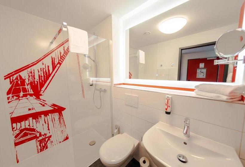 Студия Стандарт, Havenhostel Stade