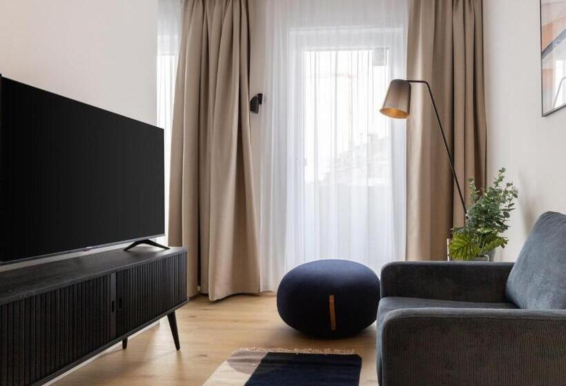 Люкс с Балконом, Limehome Gutersloh Eickhoffstraße