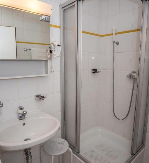 استودیو ساده, Hôtel Résidence Cité Verdaine