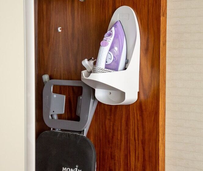 Номер Deluxe, Doubletree By Hilton Cape Town Upper Eastside