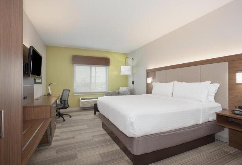 חדר סטנדרט עם מיטת קינג, Holiday Inn Express & Suites Amarillo, An Ihg