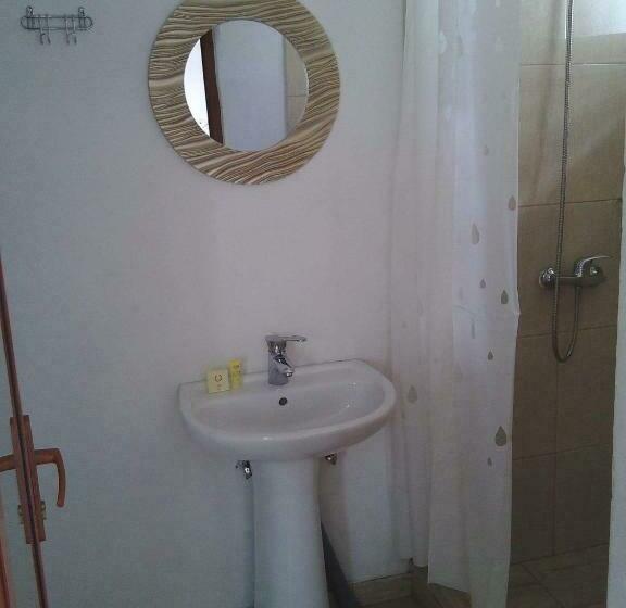 اتاق استاندارد, Casa Edy
