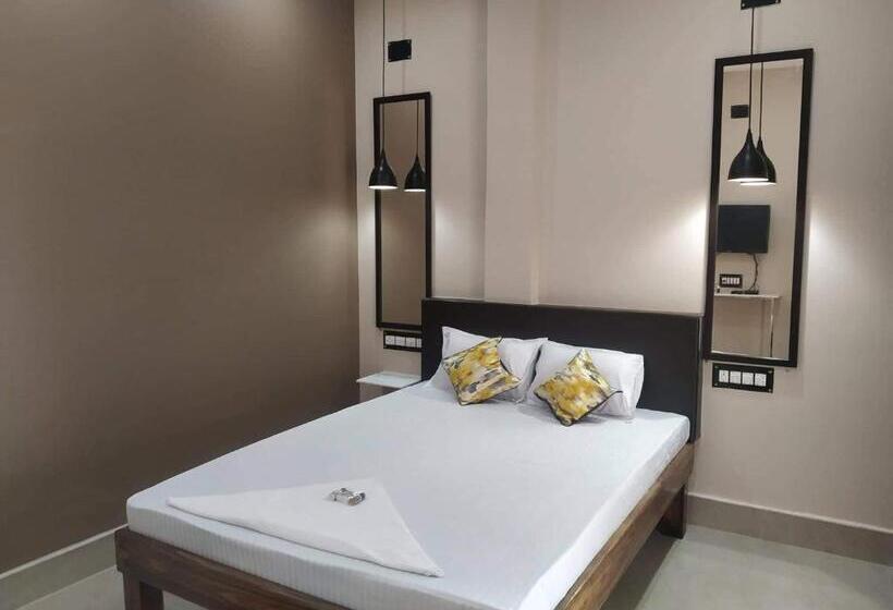 Номер Deluxe, Samriddhi Banquet Garden & Resorts