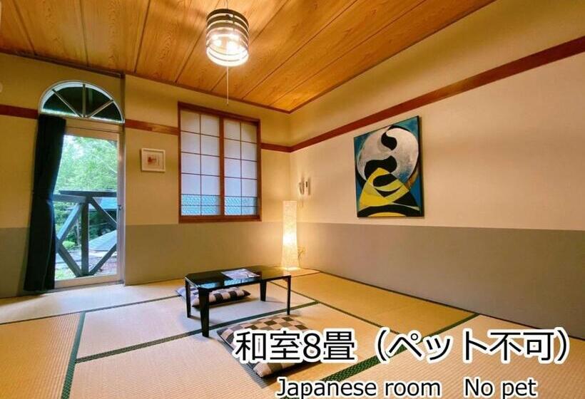 带共用浴室的标准房间, Lodge Atelier