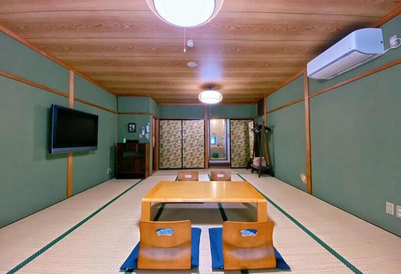 家庭间, Lodge Atelier