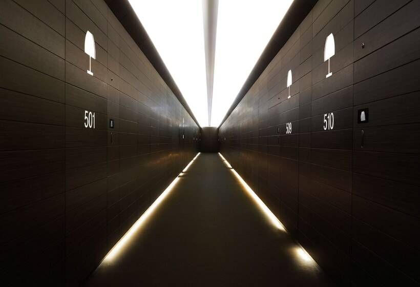 Номер Deluxe, Armani Hotel Dubai, Burj Khalifa