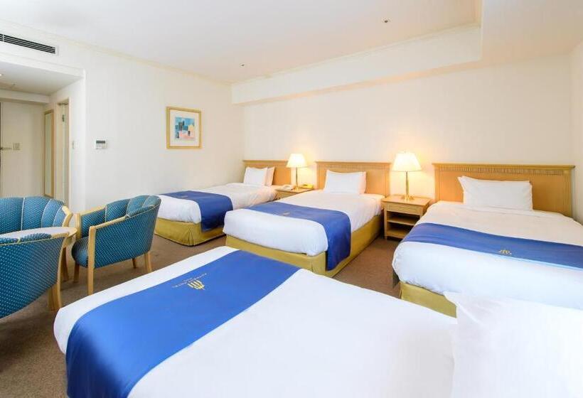 اتاق استاندارد چهار تخته, Authent Hotel Otaru