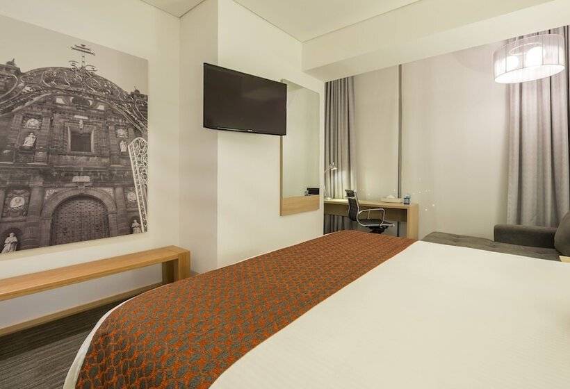 اتاق لوکس با تخت بزرگ, Camino Real Puebla Angelopolis