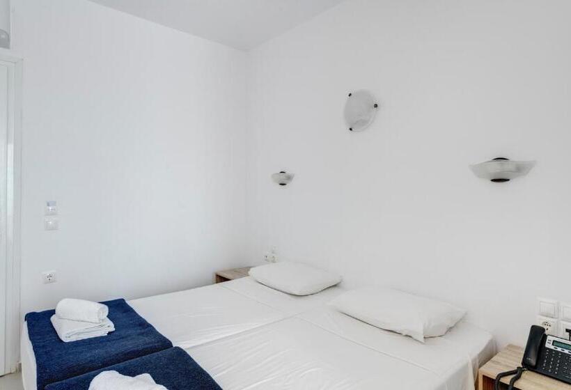 Номер Стандарт, Maki S Place