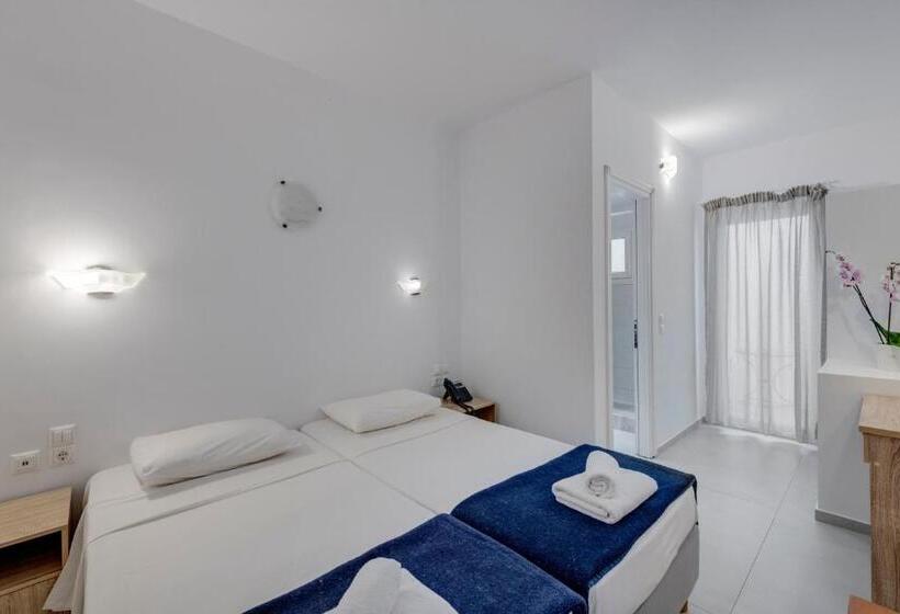 Номер Стандарт, Maki S Place
