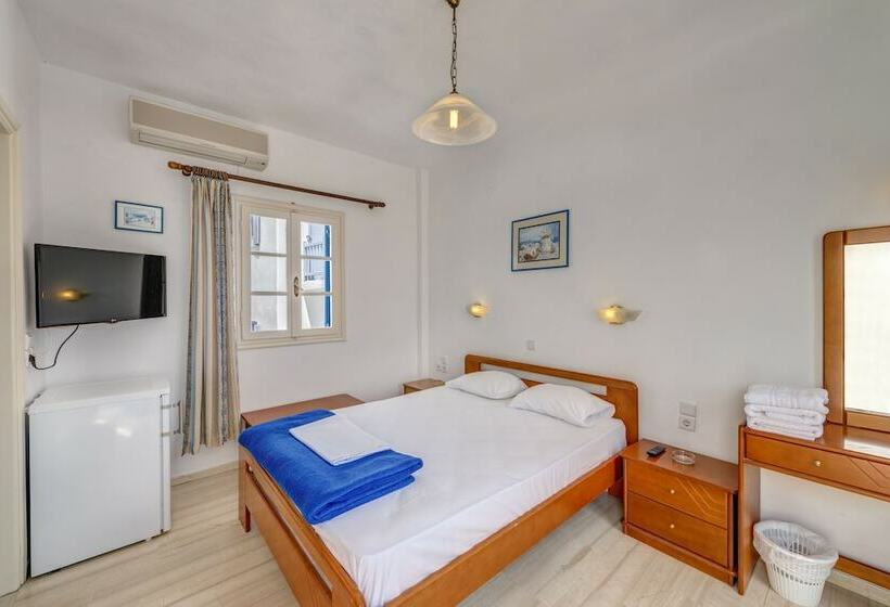 Номер Стандарт, Maki S Place