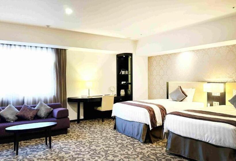 디럭스 4인 룸, Mercure Sapporo