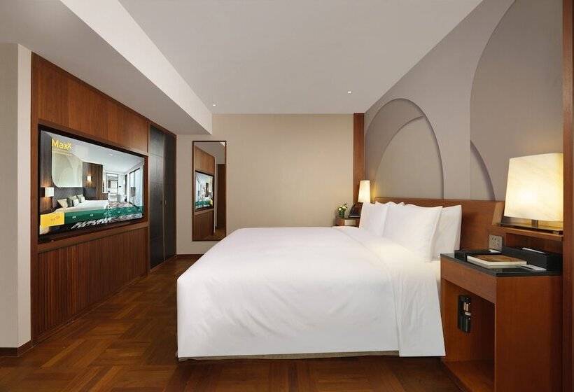 مجموعه ویستا شهر, Maxx By Steigenberger On The Bund Shanghai