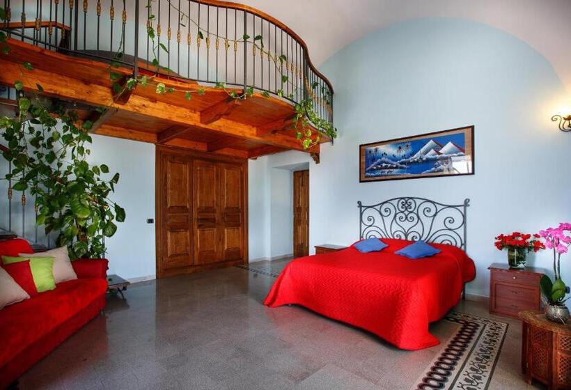 Полулюкс Вид на Море, Relais Il Pennino