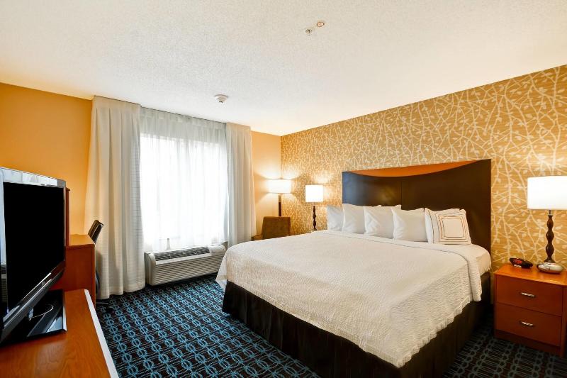 带大床的标准间, Fairfield Inn & Suites Tampa Fairgrounds/casino