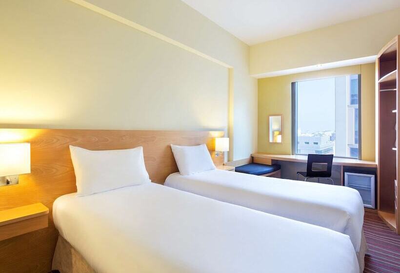 Номер Стандарт, Ibis Al Rigga