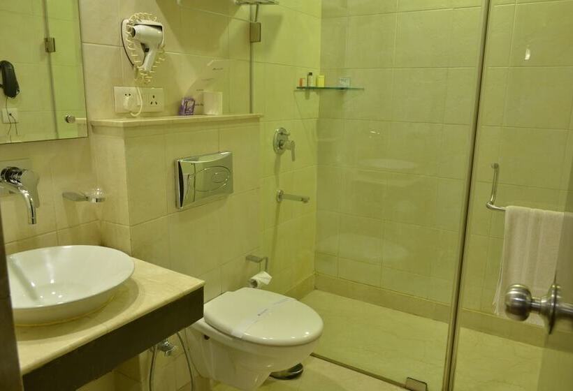 سوییت اجرایی, Rockland Hotel, C.r Park