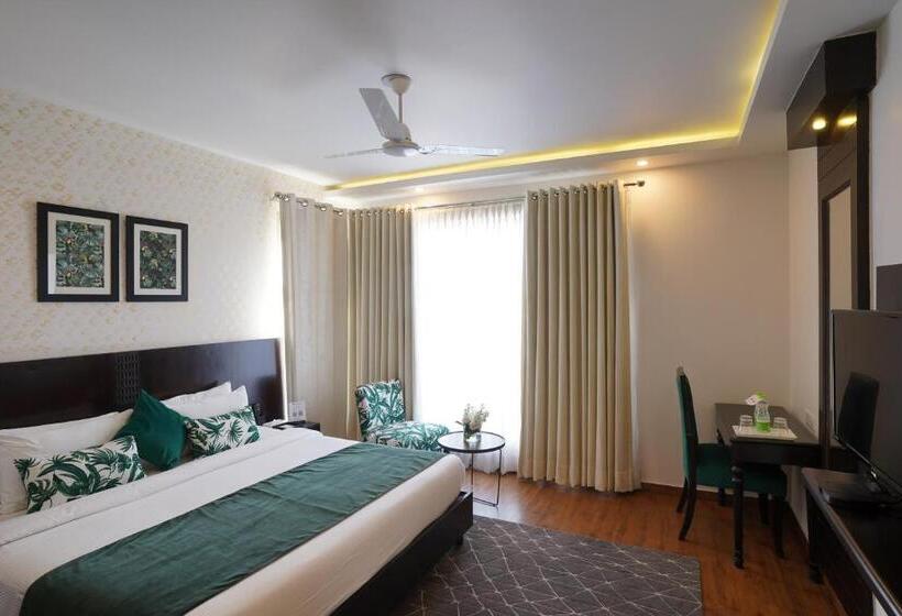 استودیو استاندارد با تخت کینگ, Rockland Hotel, C.r Park