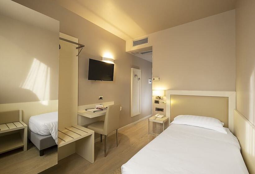 Habitación Estándar Individual, Touring