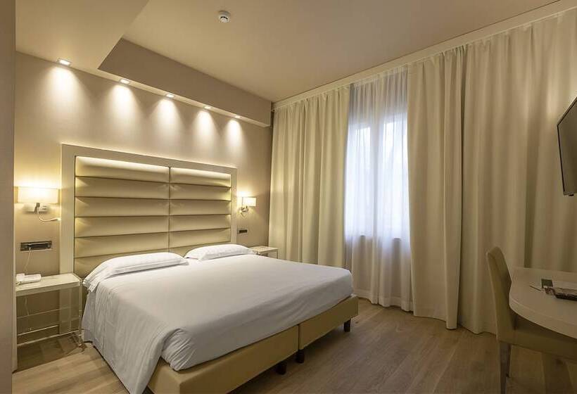 Habitación Deluxe, Touring