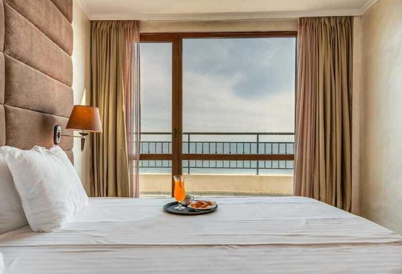 Quarto Deluxe Vista Mar Lateral, Grand Hotel Sveti Vlas  All Seasons Fitness & Spa