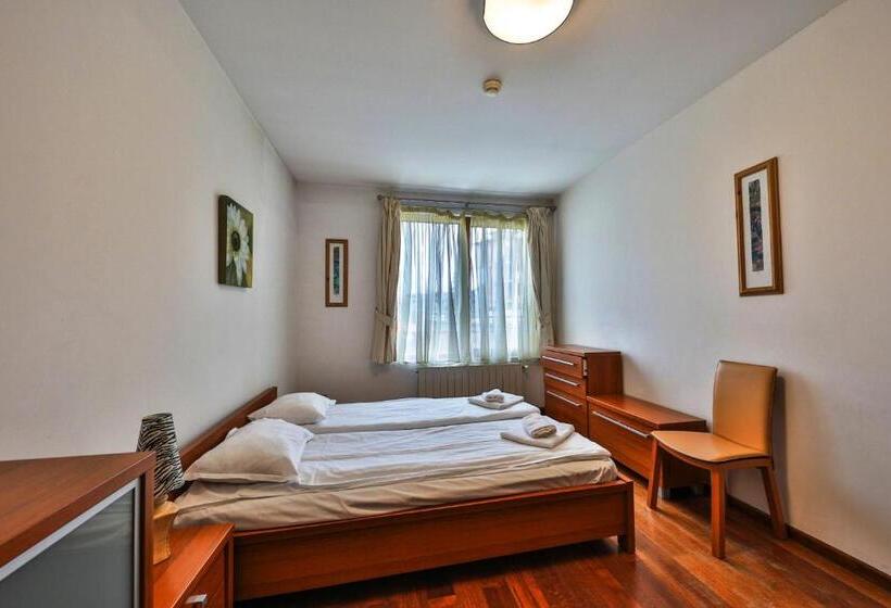 Апартаменты 2 Спальни, Bellevue Residence Apartments